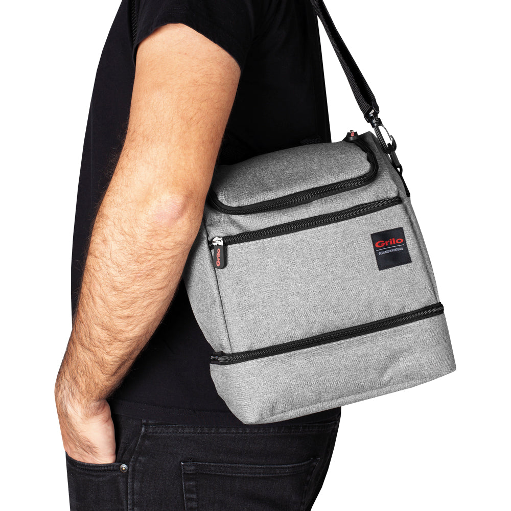 Bolsa Térmica Cinza/Preto 5L - 24x12x29 cm